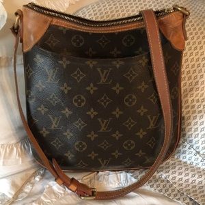 Louis Vuitton purse